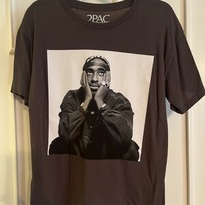 Woman’s 2Pac T-shirt
